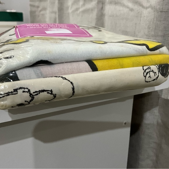 Vintage NOS Pack of 4 Disney Assorted Standard Pillowcases Mickey Minnie Donald - Picture 5 of 9